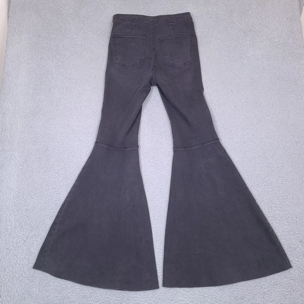 Free People Jeans Womens 26 Gray Charcoal Bell Bottoms Super Flare Denim Stretch
